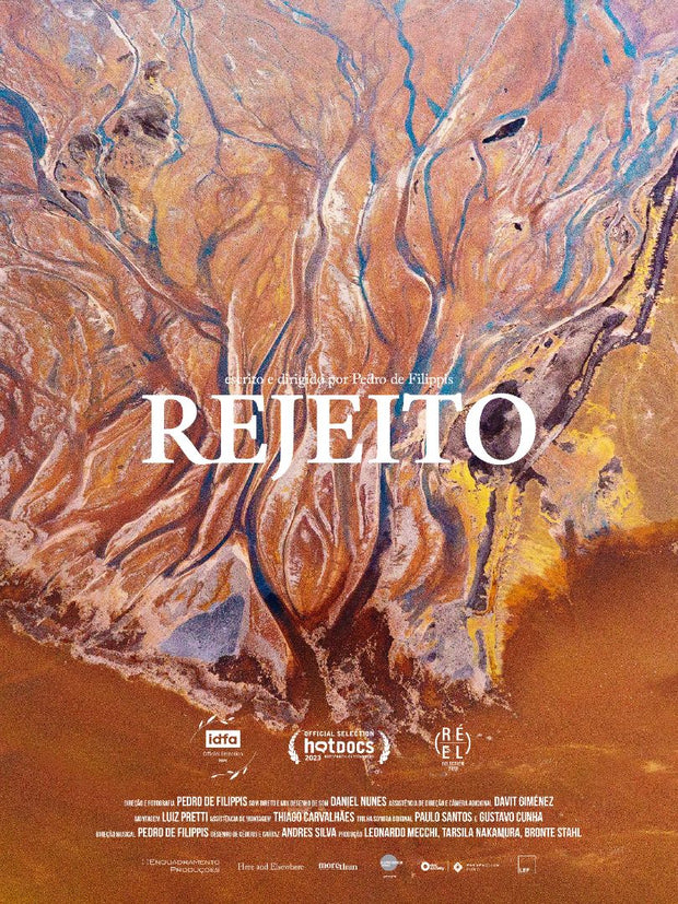 Poster for "Rejeito". A multi-colored brown image of earth tones.